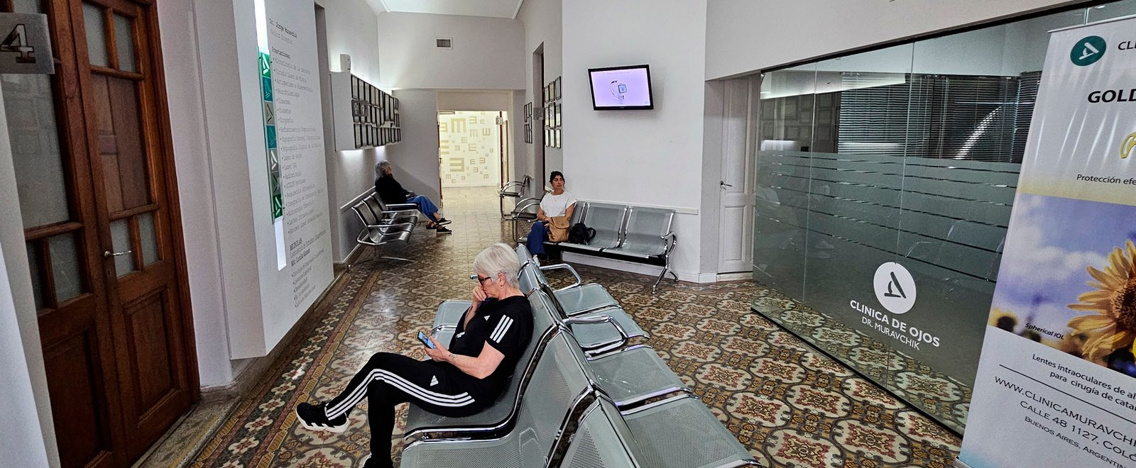 clinica muravchik_0003_remove 2