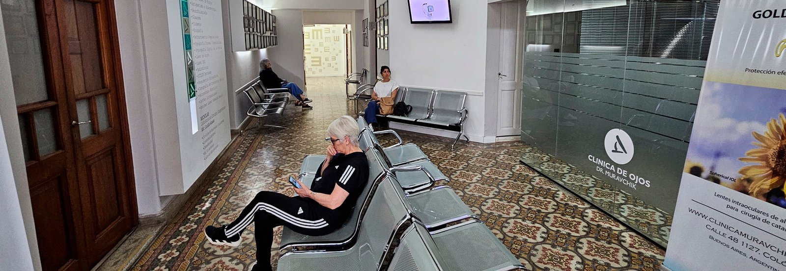 muravchik clinica de ojos_0003_remove 2
